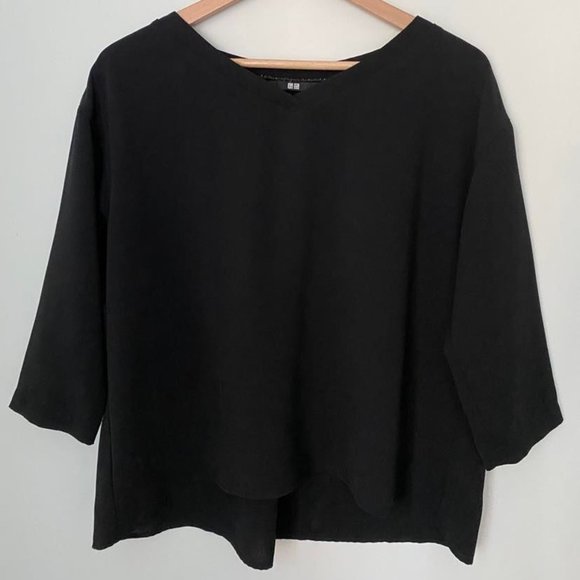Uniqlo Black V-neck Blouse - Picture 1 of 2